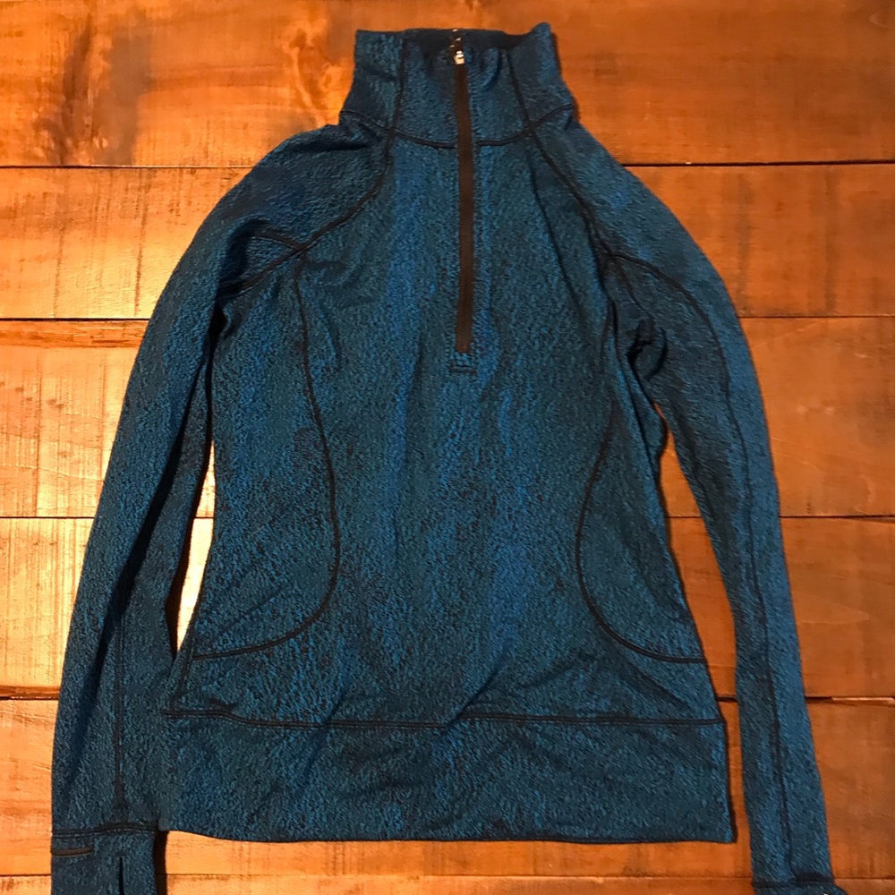 Lululemon Quarter zip long sleeve fleece
